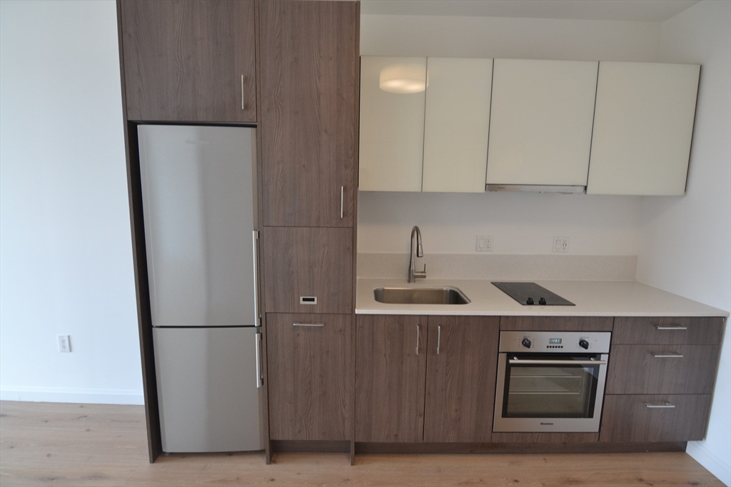 1282 Boylston St # 916