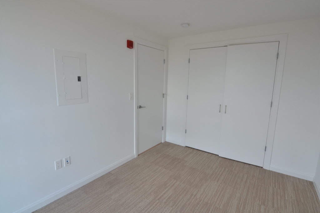 1282 Boylston St # 916