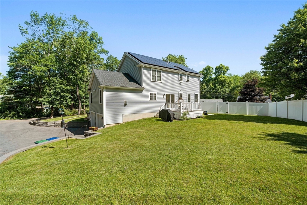 31 Peach St