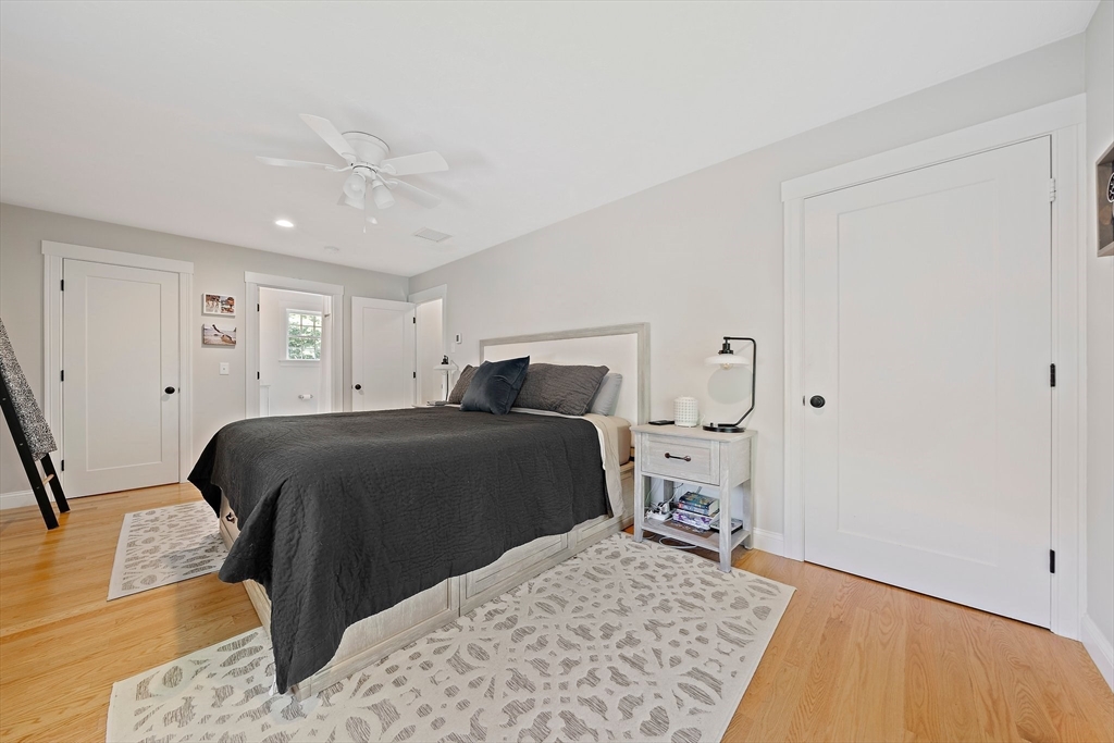 31 Peach St