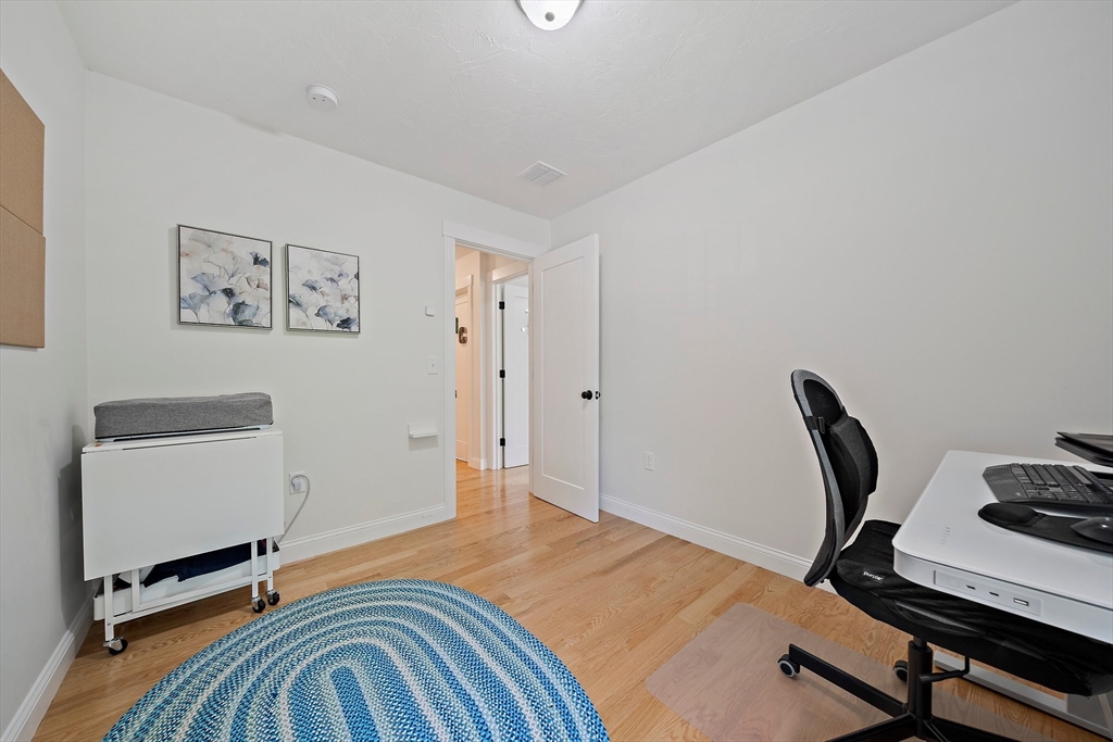 31 Peach St