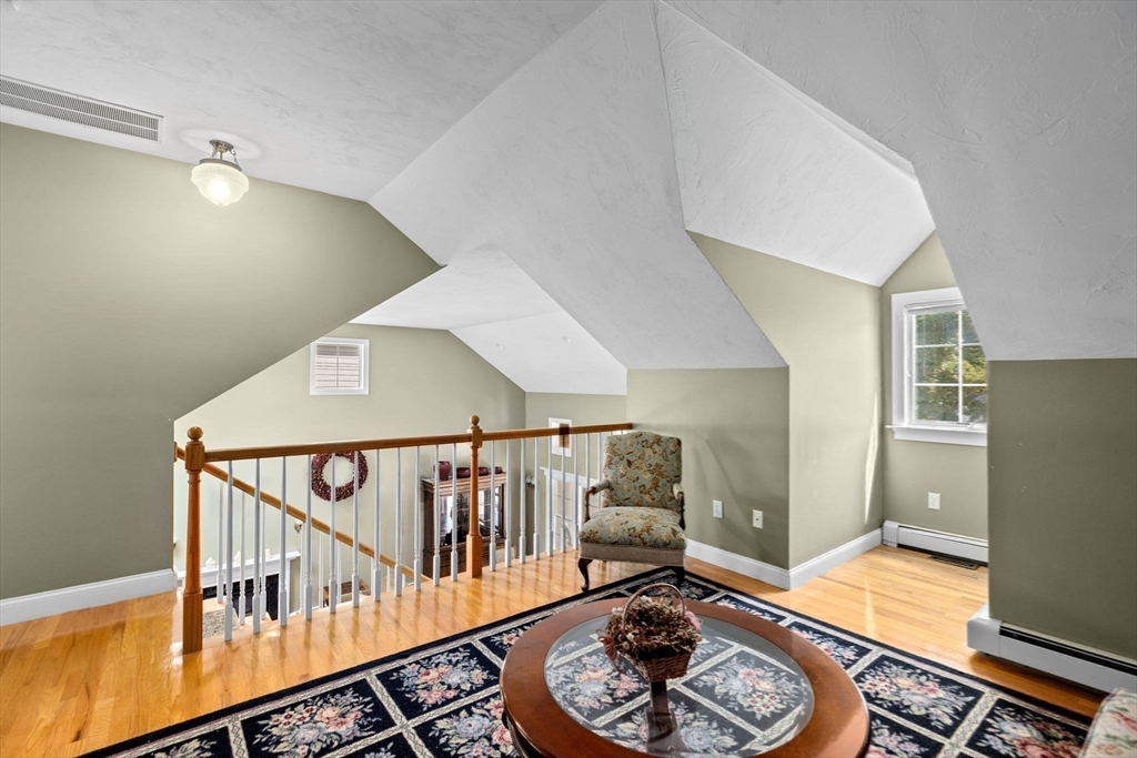 17 Winterberry Ln # 17