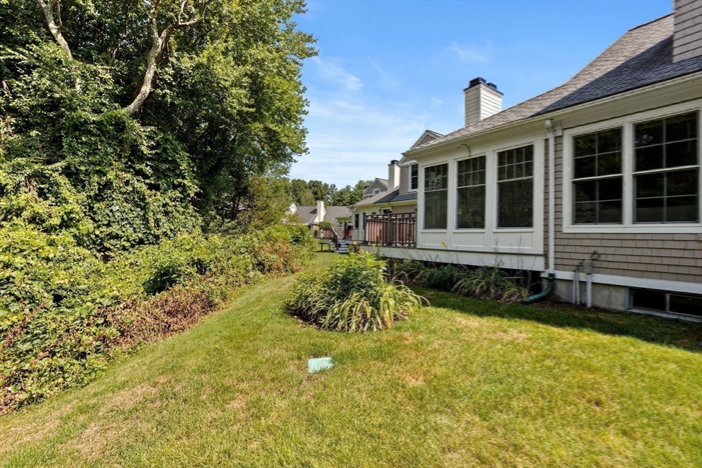 17 Winterberry Ln # 17