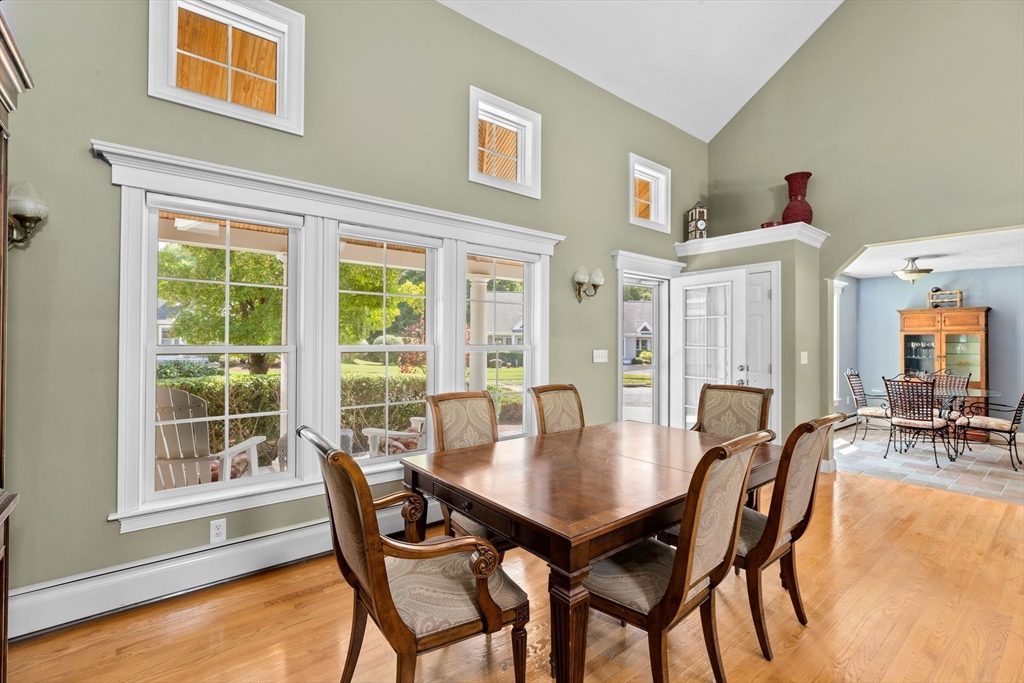 17 Winterberry Ln # 17
