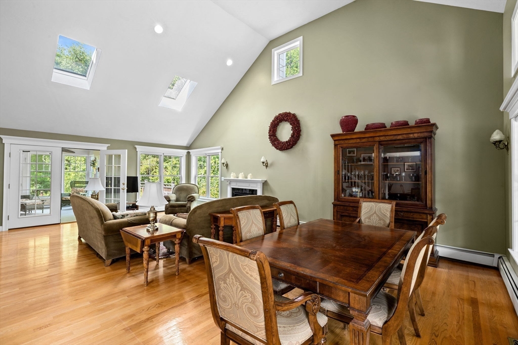 17 Winterberry Ln # 17