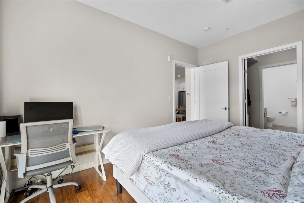 3531 Washington St # 321