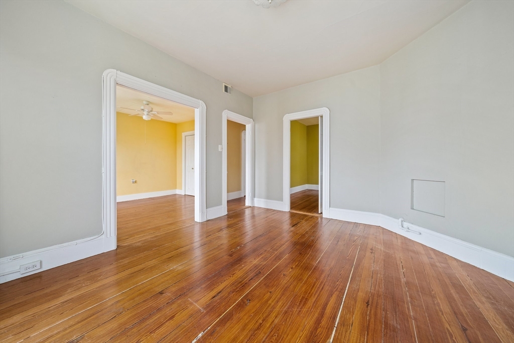 670 E 8th Street