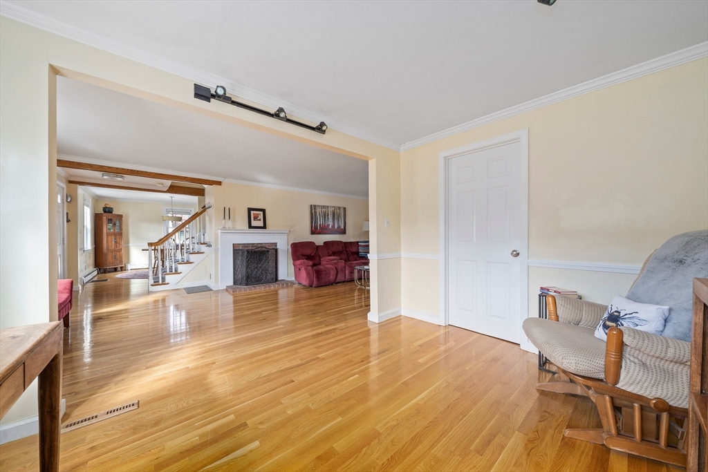 180 Samoset Avenue