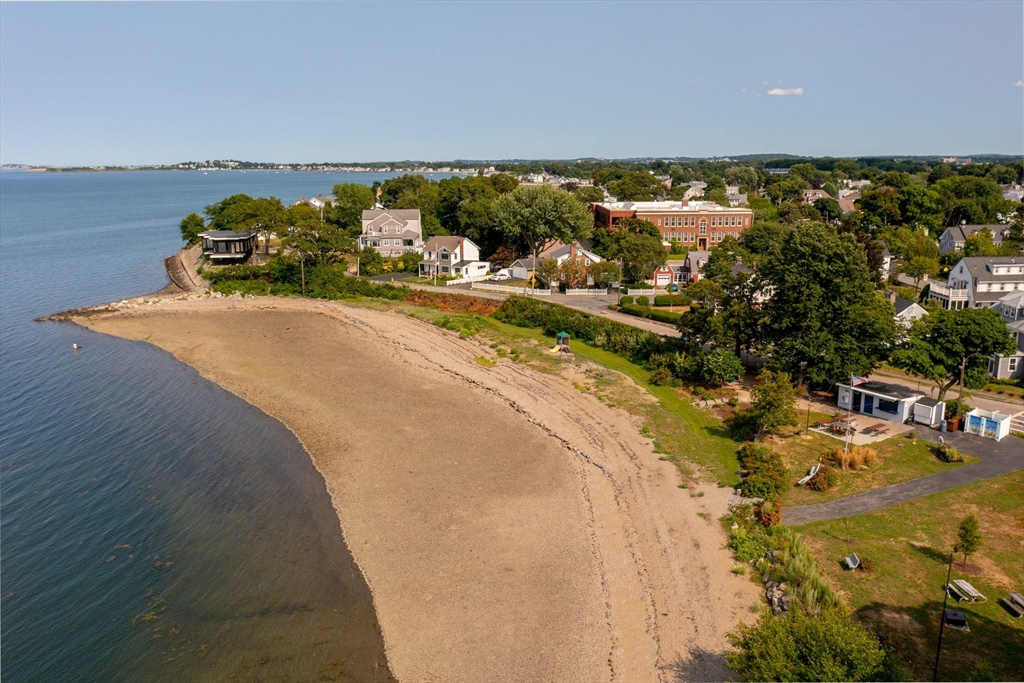 180 Samoset Avenue