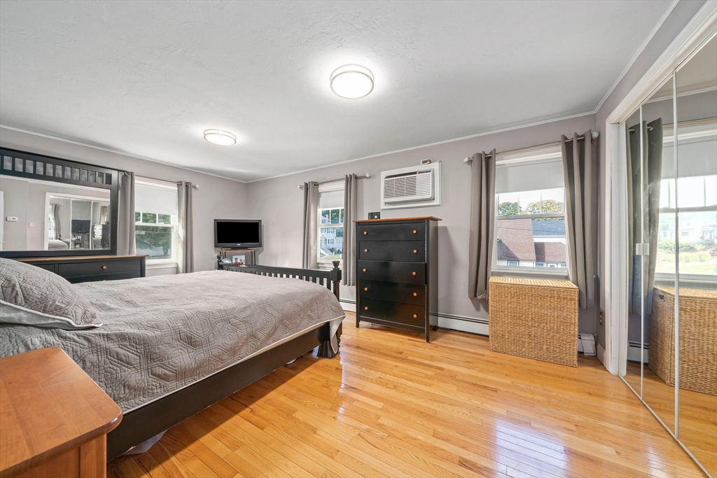 180 Samoset Avenue