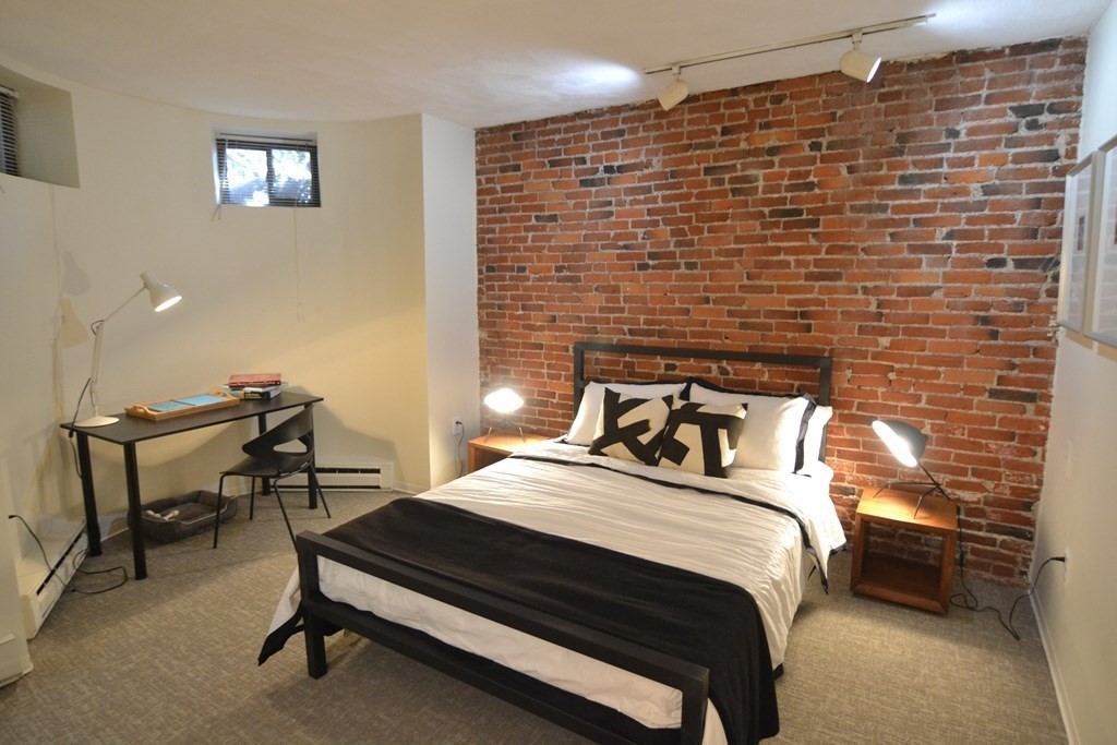 67 St. Germain # 2 Unit: 42-2