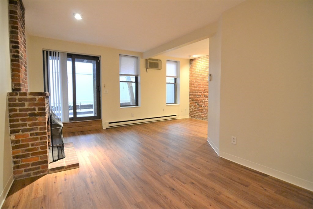 67 St. Germain # 2 Unit: 42-2