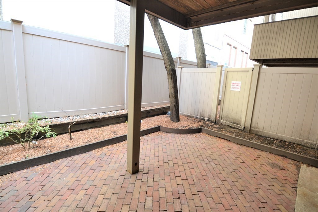 67 St. Germain # 2 Unit: 42-2