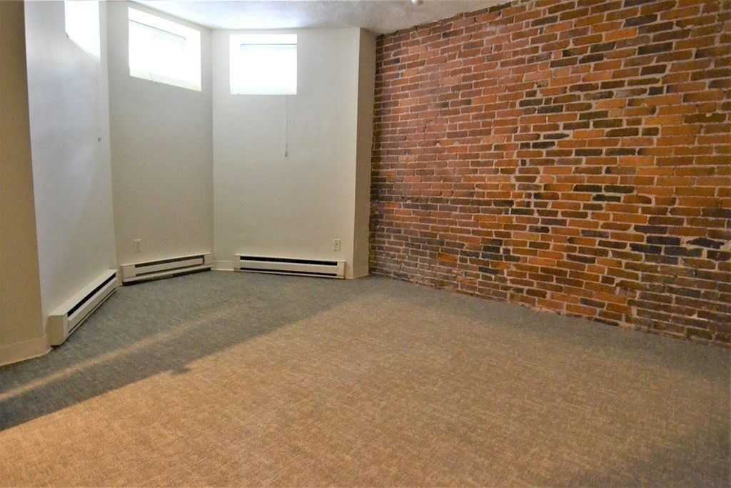 67 St. Germain # 2 Unit: 42-2