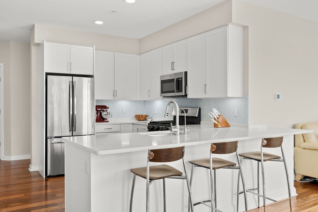 3531 Washington St # 326