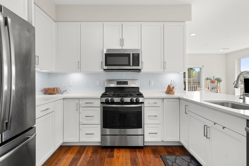 3531 Washington St # 326