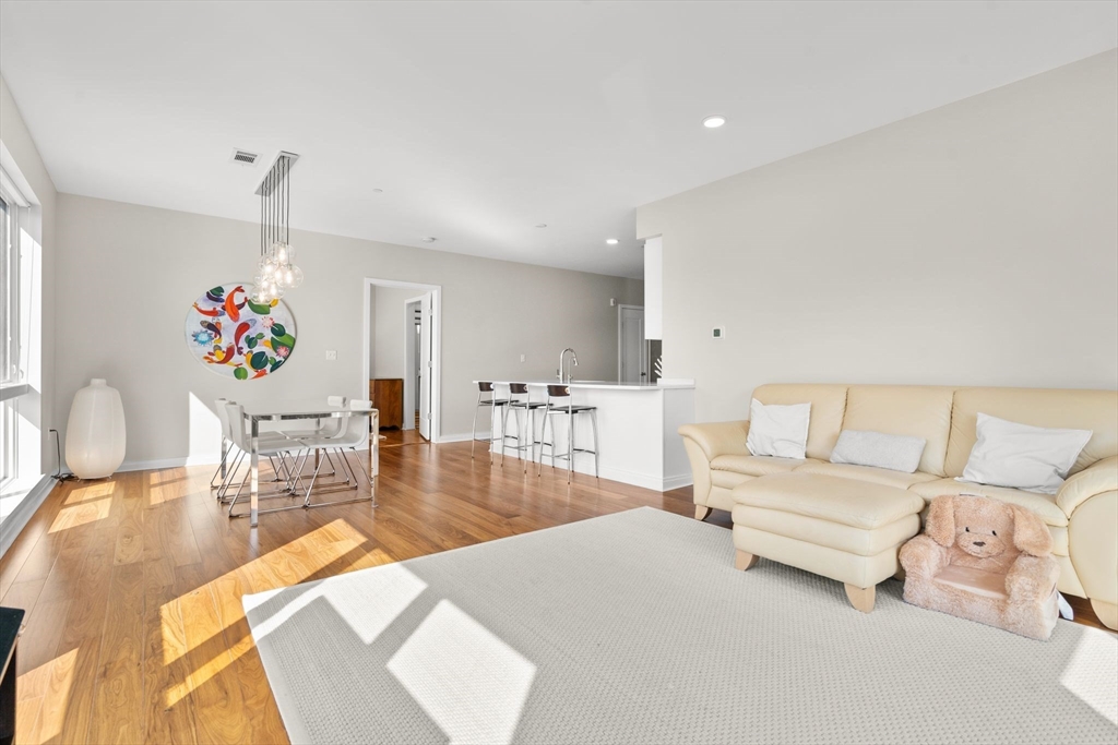 3531 Washington St # 326