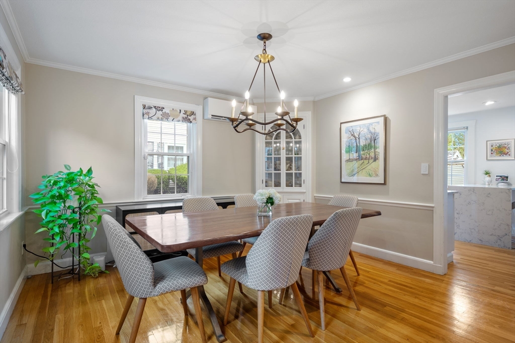 11 Standish Rd