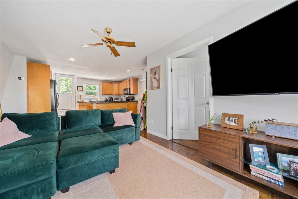 89 I Street # 3