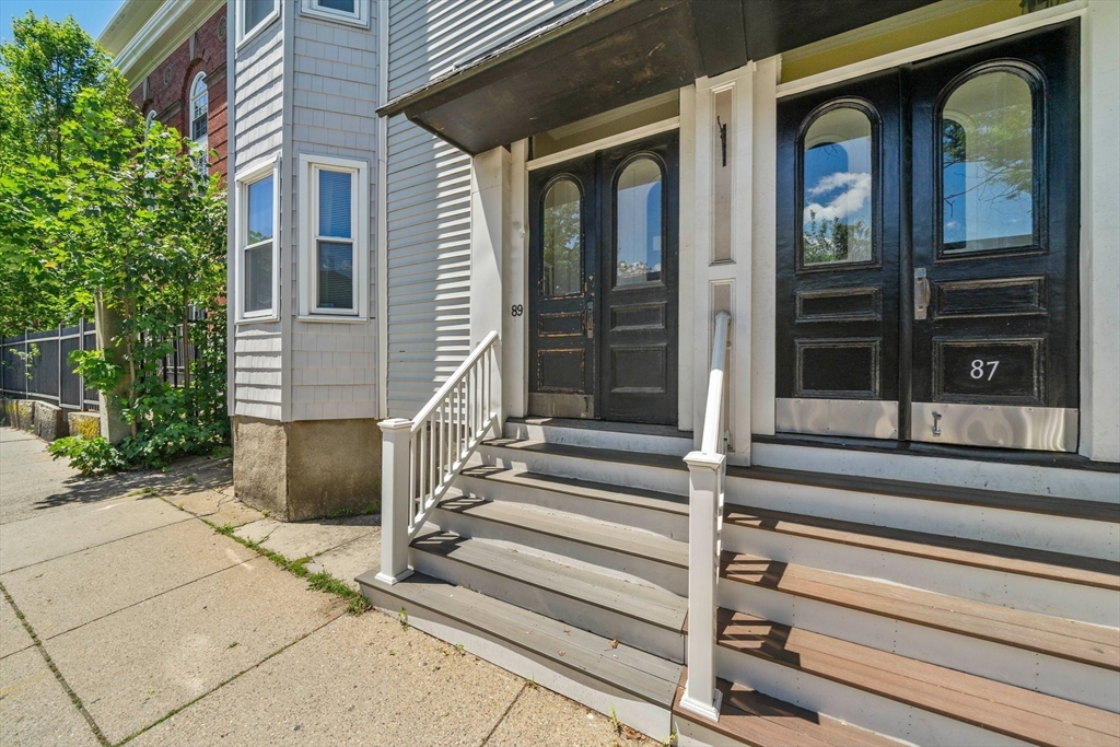 89 I Street # 3