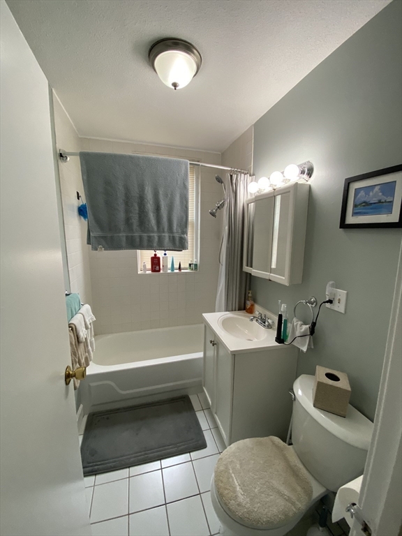 1409 Commonwealth Ave # 303