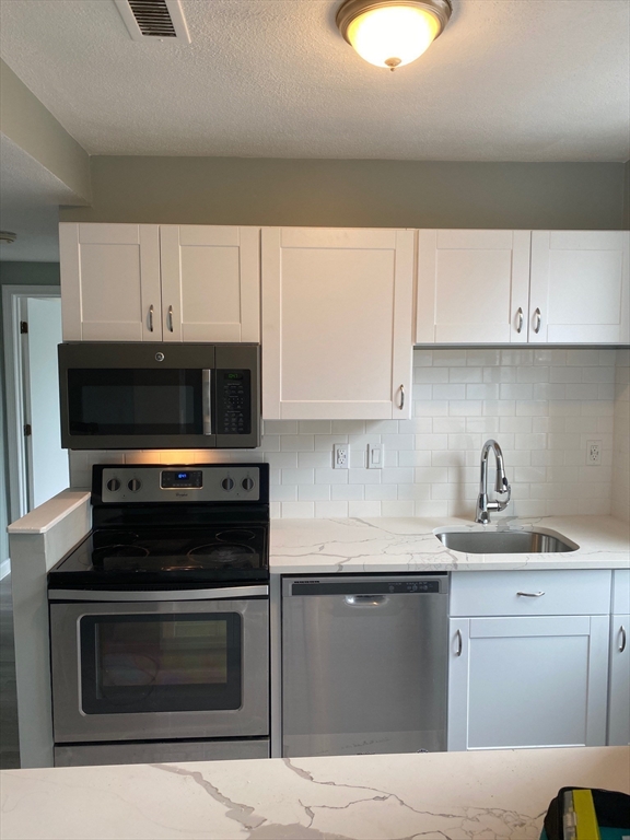 1409 Commonwealth Ave # 303