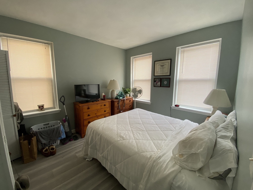 1409 Commonwealth Ave # 303