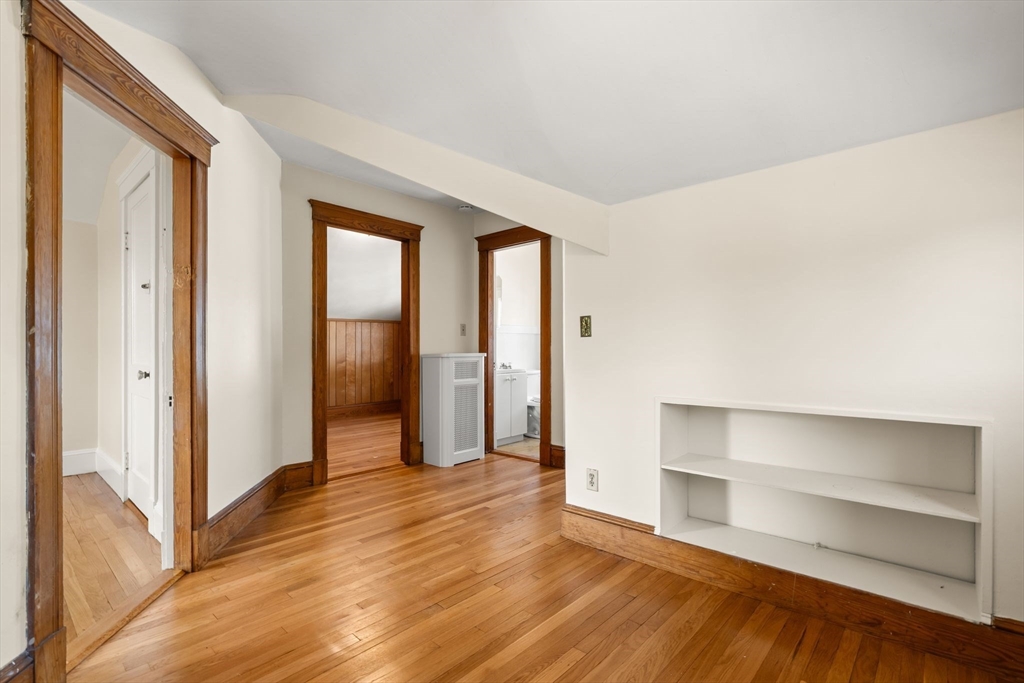 45 Moffat Road, Quincy