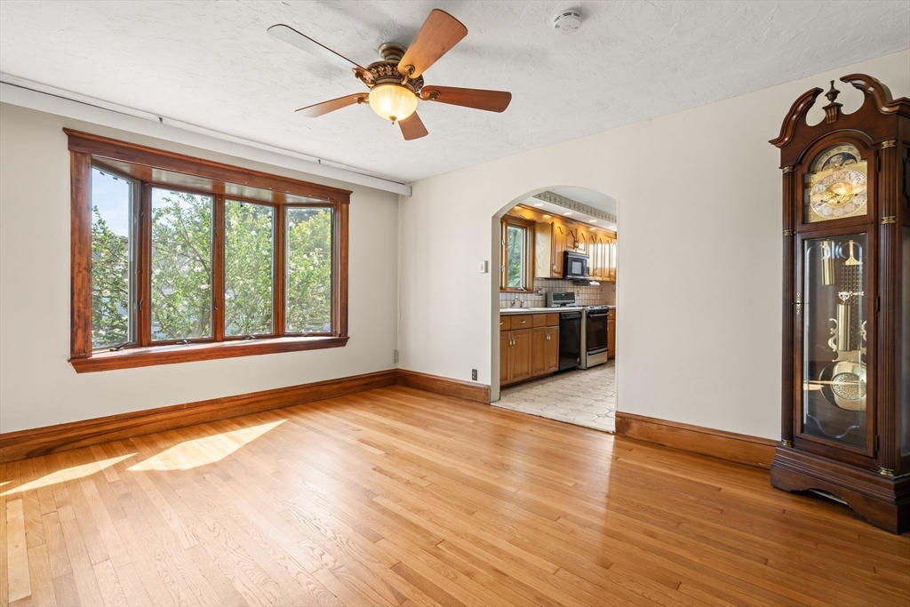 45 Moffat Road, Quincy