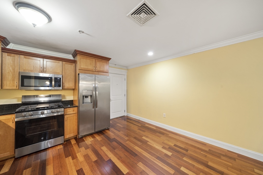 45 Hancock Street # 203, Quincy Unit: 203