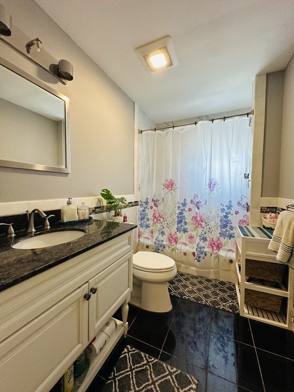 58 Adanac Rd