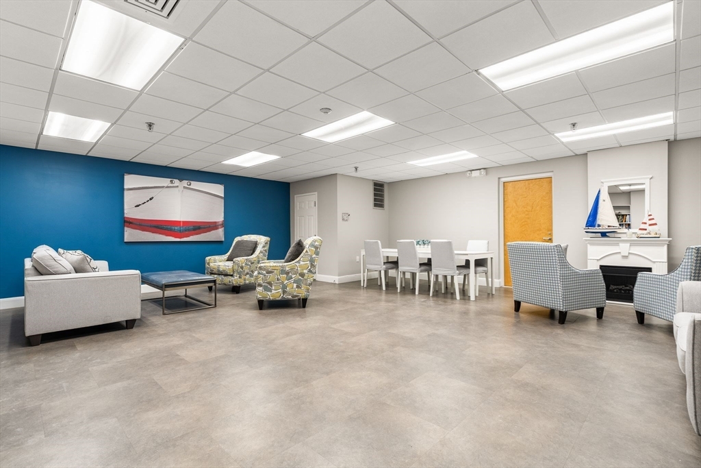 155 George Washington Blvd # 210