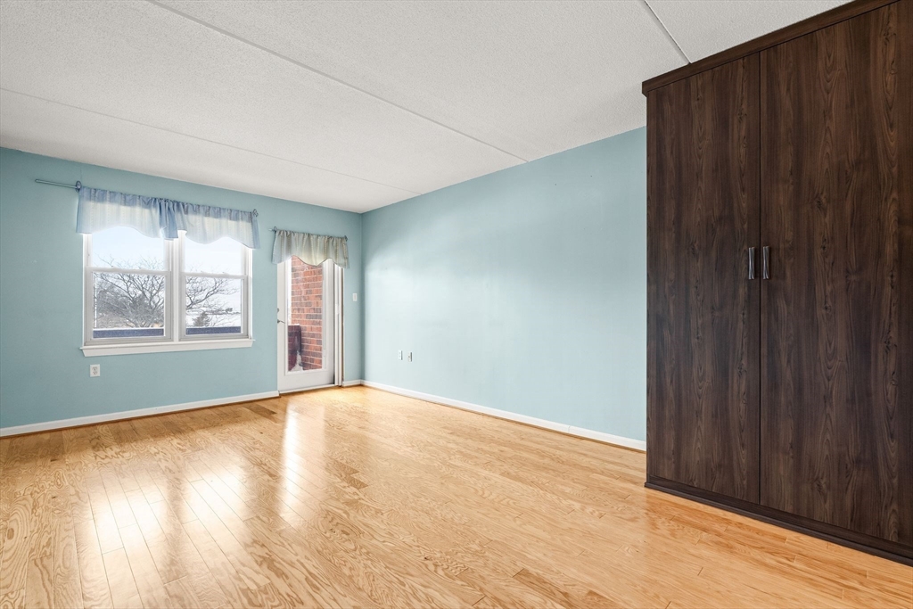 155 George Washington Blvd # 210