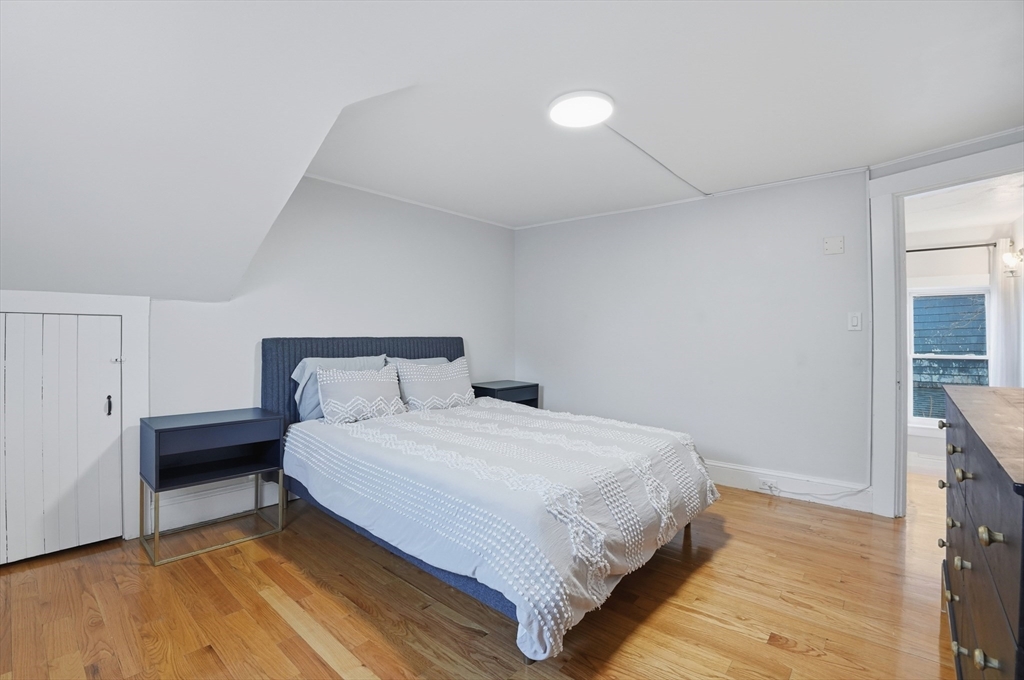 11 Grand View