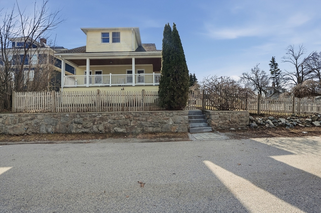 11 Grand View