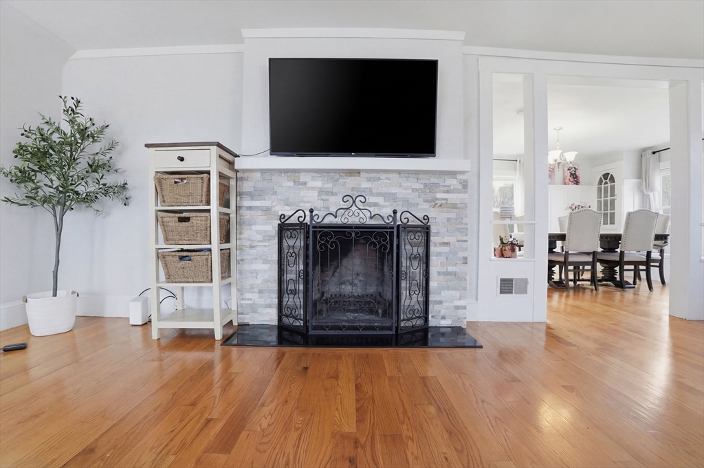 11 Grand View