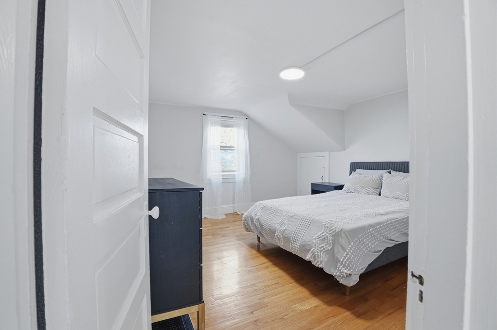 11 Grand View