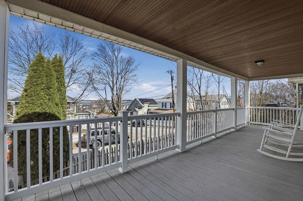 11 Grand View
