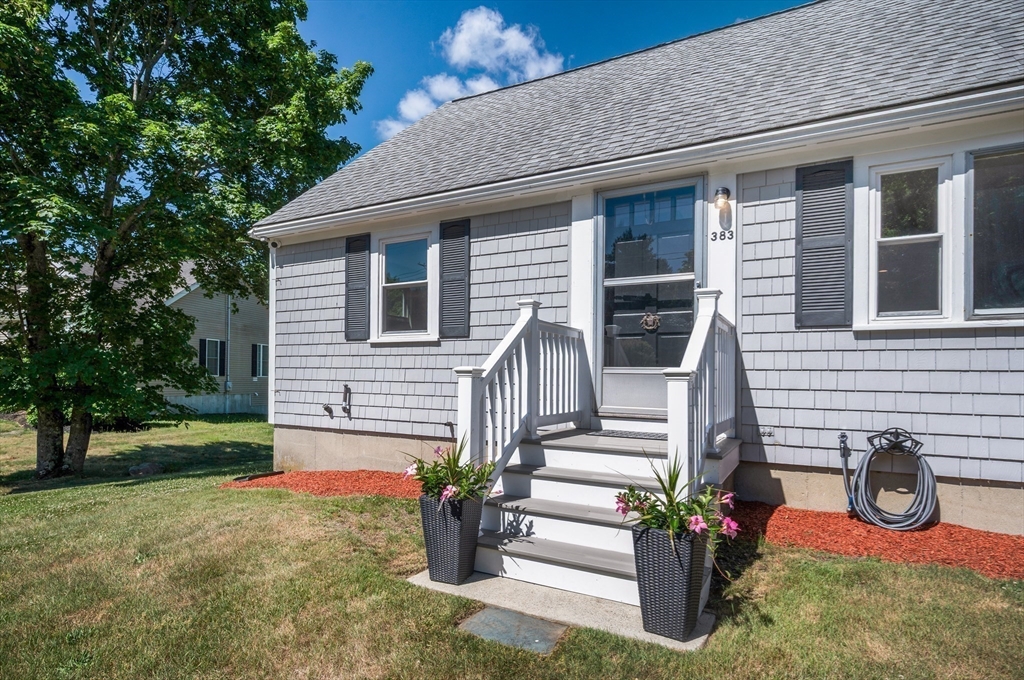 383 Salem Street