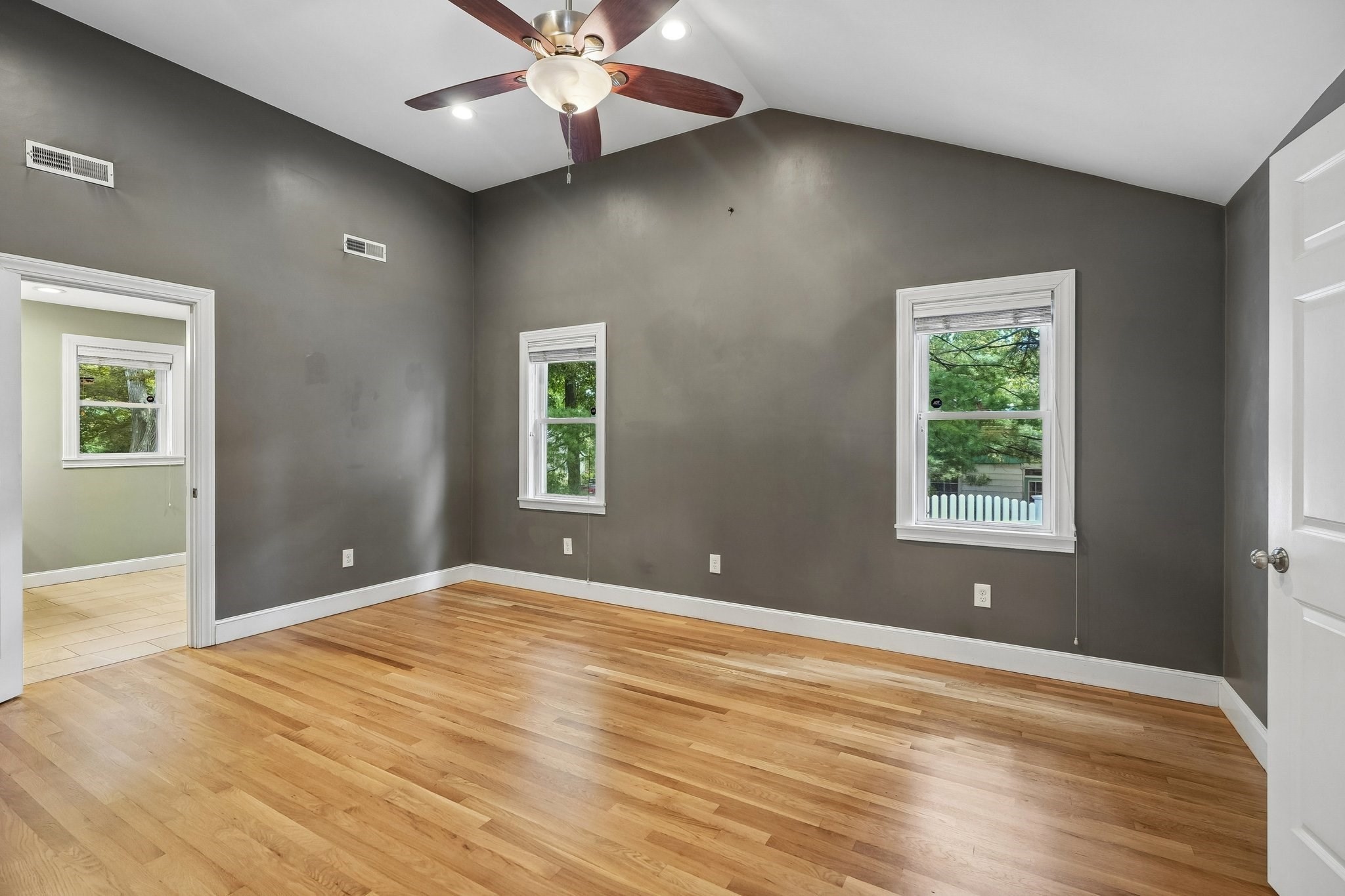 45 Adanac Rd