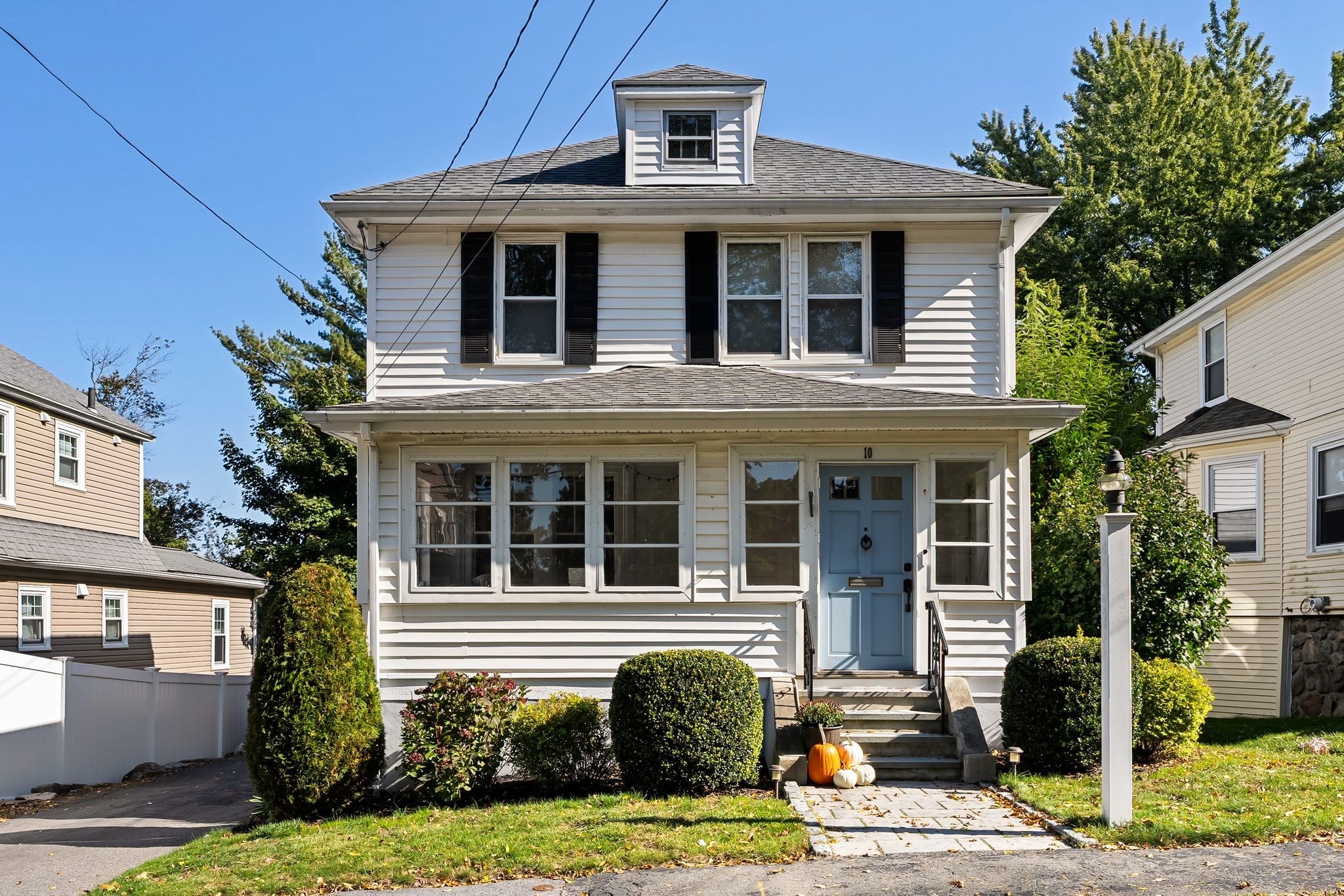 10 Nahanton Ave Milton MA