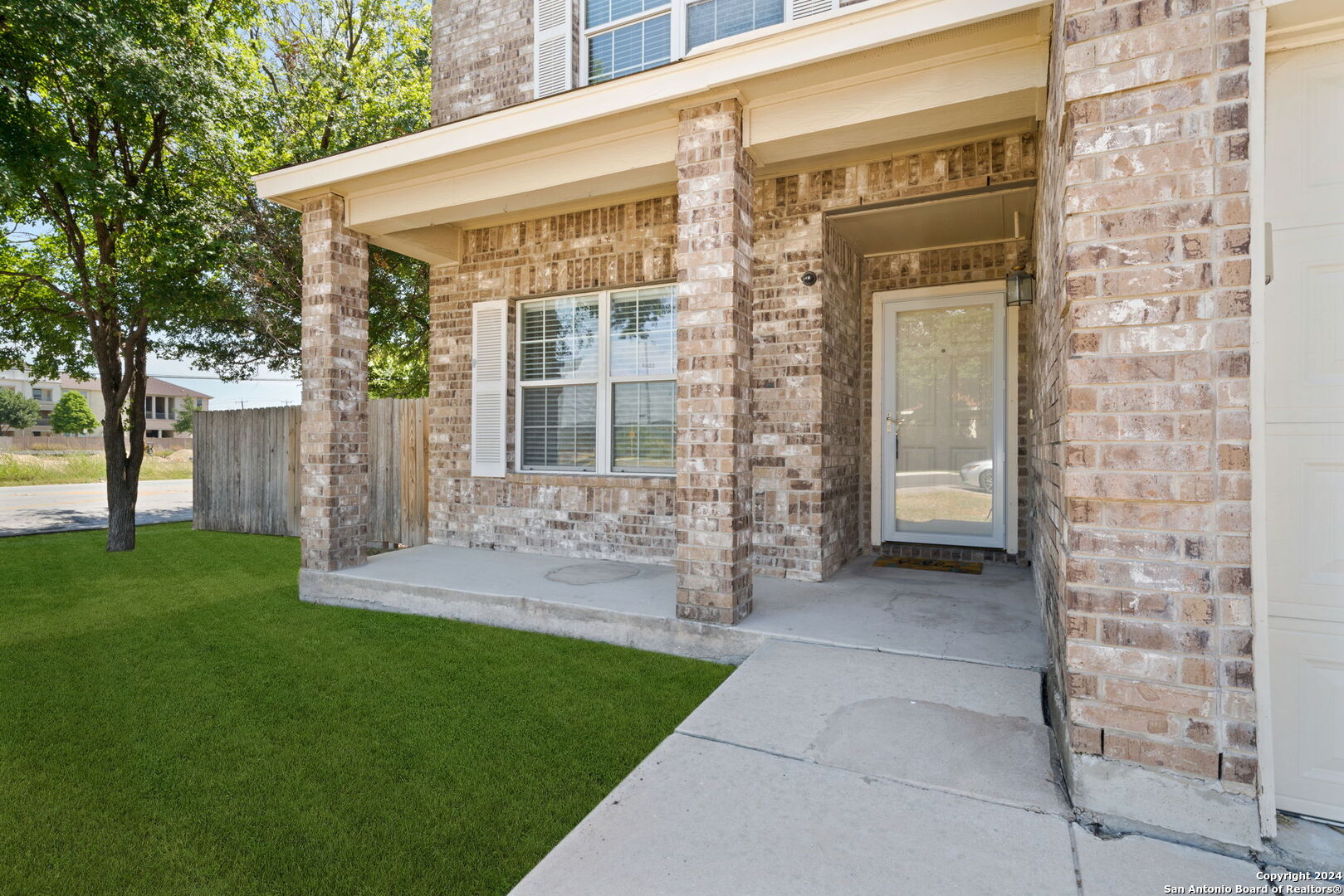 4814 HIGHLAND FARM