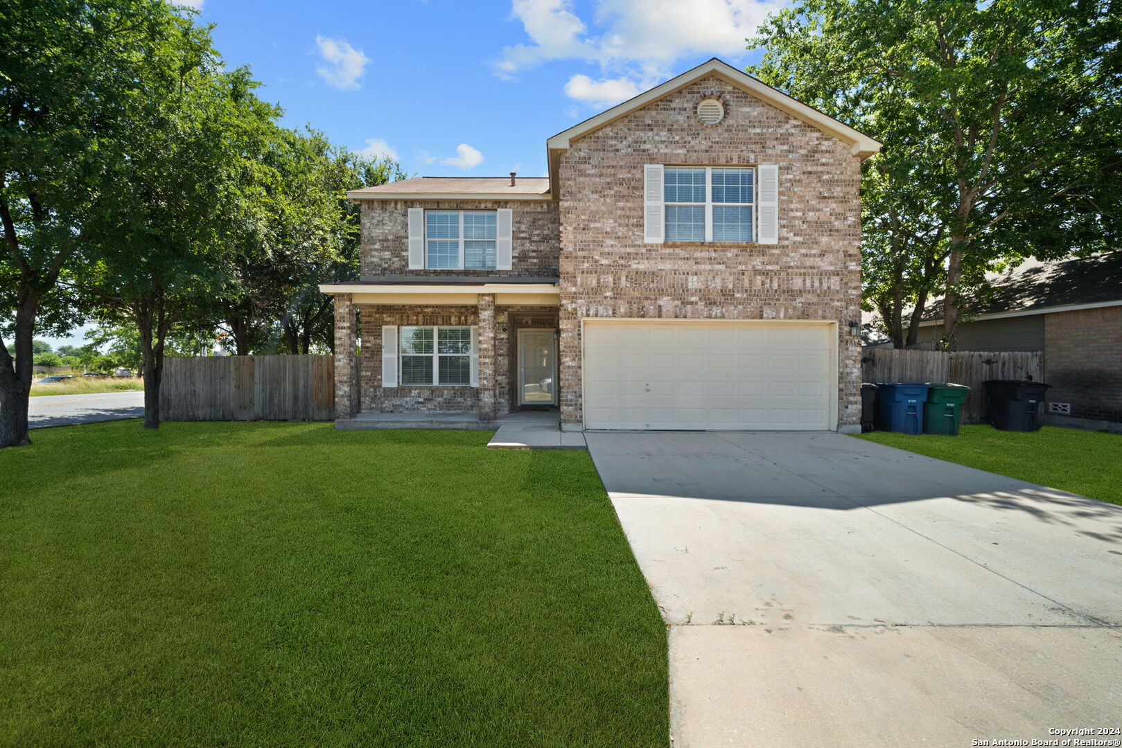 4814 HIGHLAND FARM