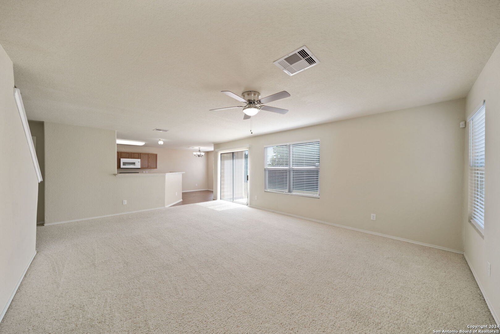 4814 HIGHLAND FARM
