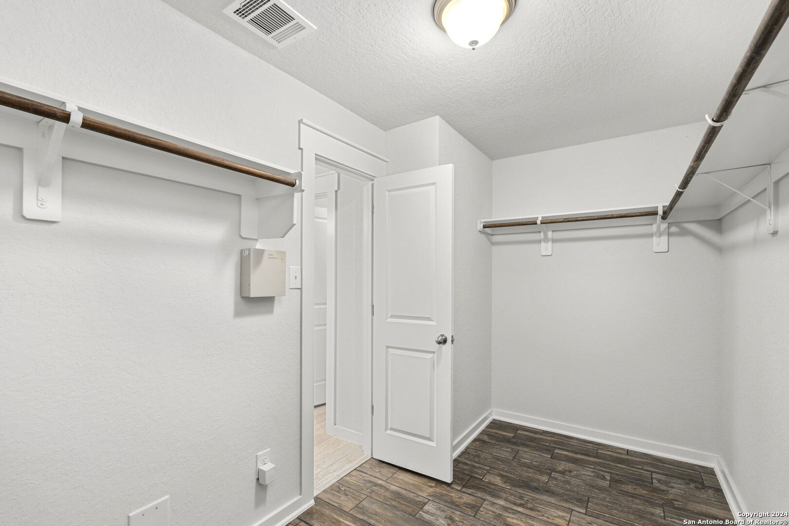 10510 FRANCISCO WAY