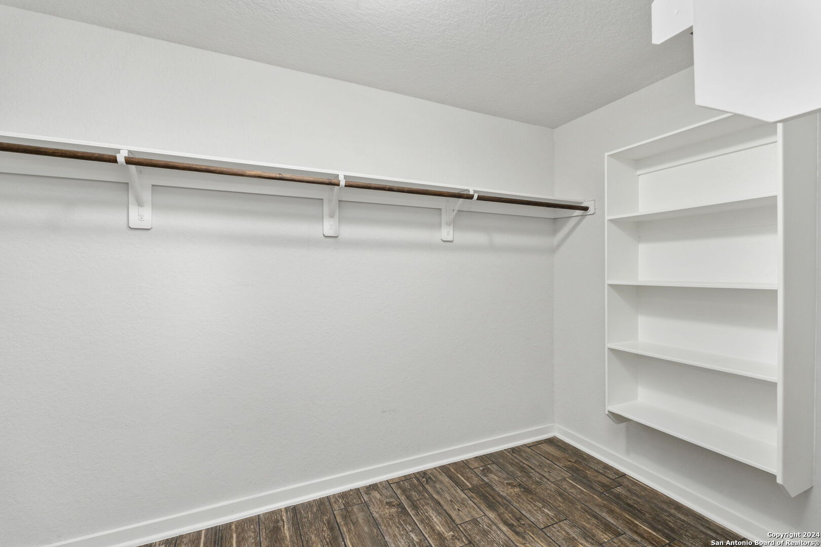 10510 FRANCISCO WAY