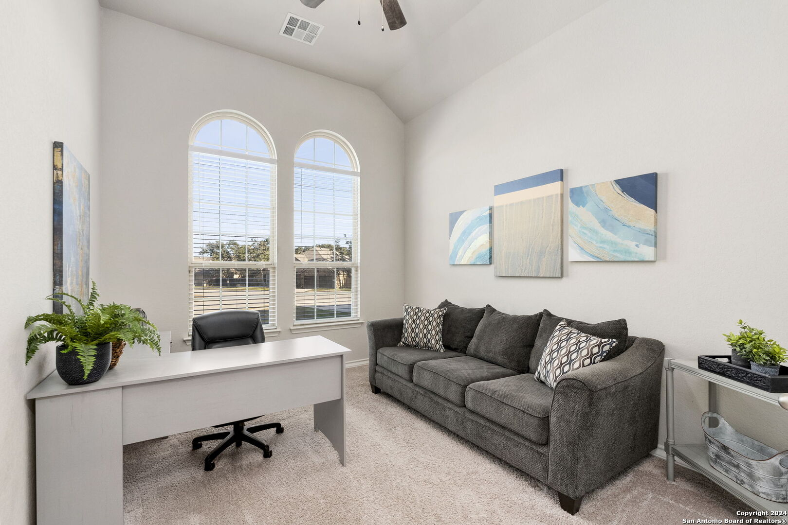 1394 RIGBY PARK