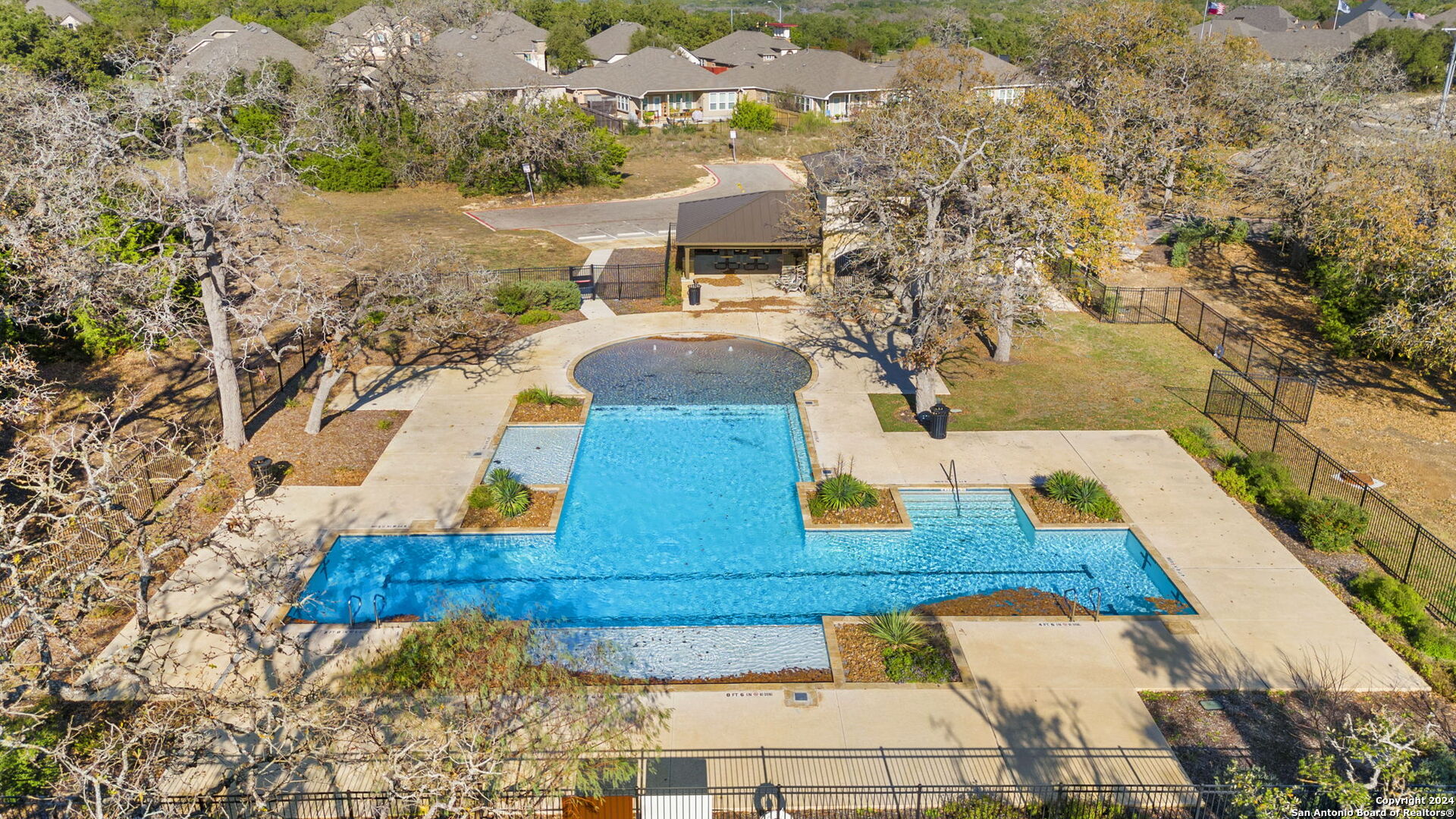1394 RIGBY PARK