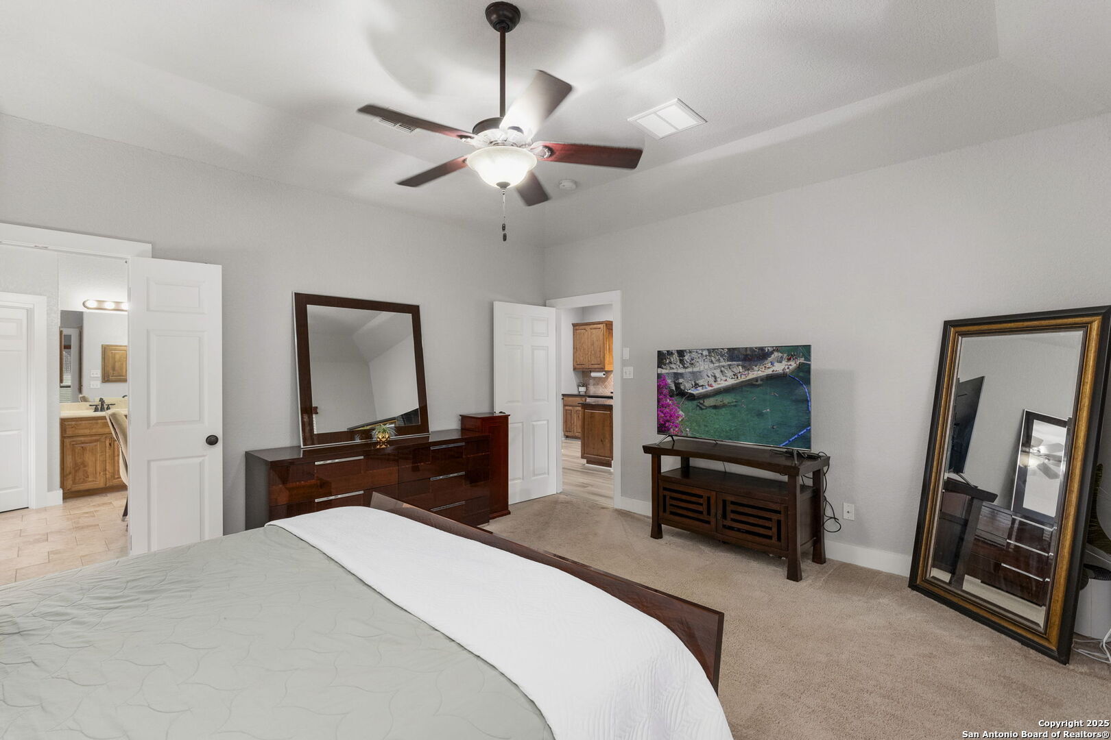 1615 Slumber