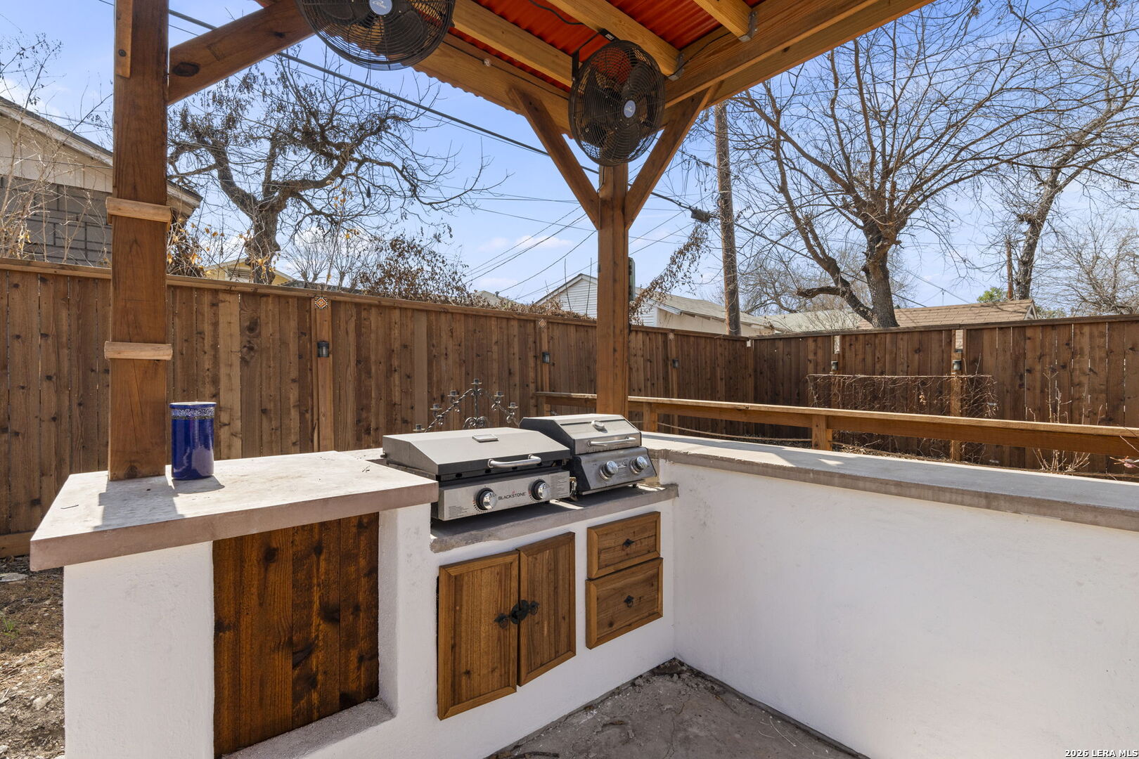 1526 Schley